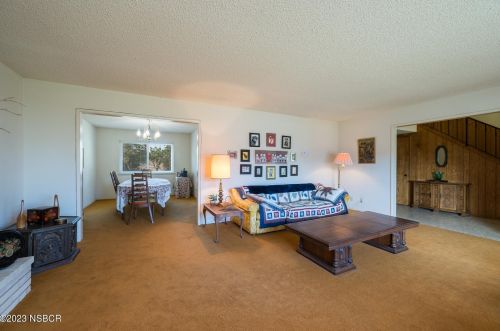 519 Lucas Dr, Santa Maria CA  93454-3828 exterior