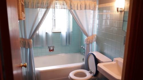 640 4th St, Oakmont PA  15139-1528 exterior