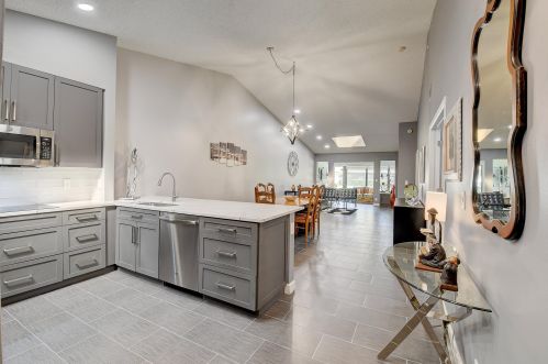 5785 Story Book Ln, Boynton Beach, FL 33437-3420