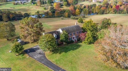 13140 Ada Ln, Nokesville VA  20181-3326 exterior