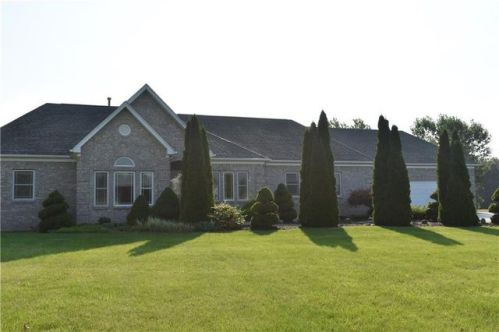 8 Lentine Dr, Clifton, NY 14428-9451