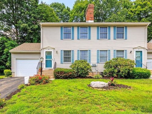 33 Waterview Dr, Windsor, CT 06095-1352