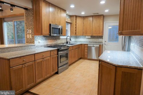 176 Dayleview Rd, Berwyn PA  19312-1207 exterior