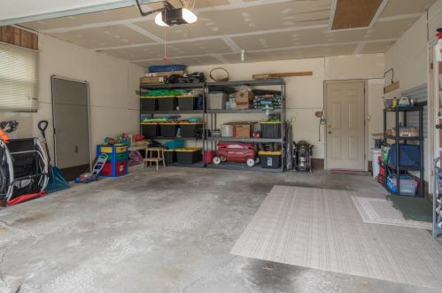 558 Lorraine Dr, Valpo IN  46385-2924 exterior