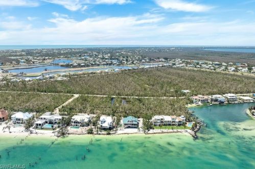 1175 Bird Ln, Sanibel FL  33957-3507 exterior