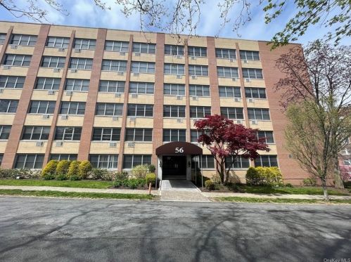 56 Doyer Ave, White Plains, NY 10605-1639