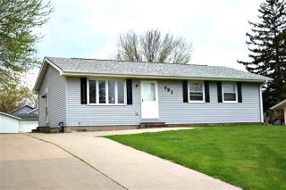 721 2nd St, Washington, IA 52353-2215