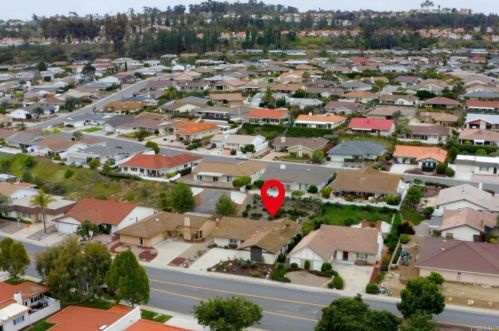 16670 Bernardo Oaks Dr, San Diego CA  92128-2837 exterior