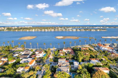 258 Granada Rd, West Palm Beach FL  33401-7921 exterior