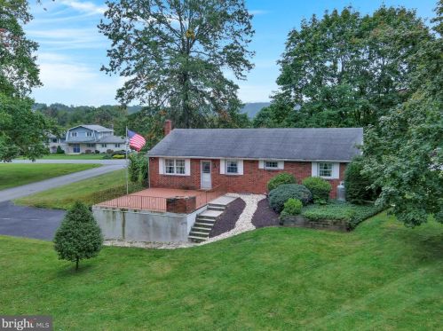 310 Ridge Rd, Molino, PA 17961-2214