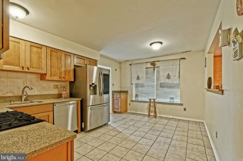 16 Old Orchard Dr, Erial NJ  08081-3053 exterior