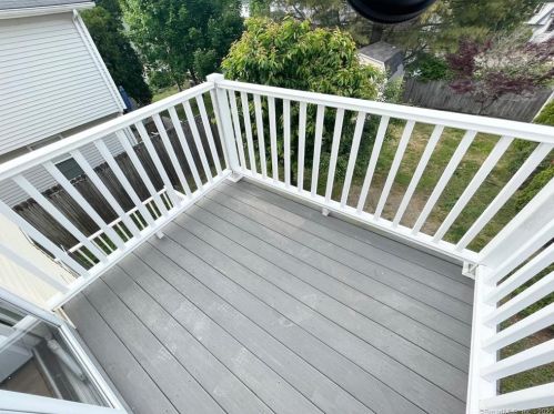 79 Botsford Ave, Milford CT  06460-5852 exterior
