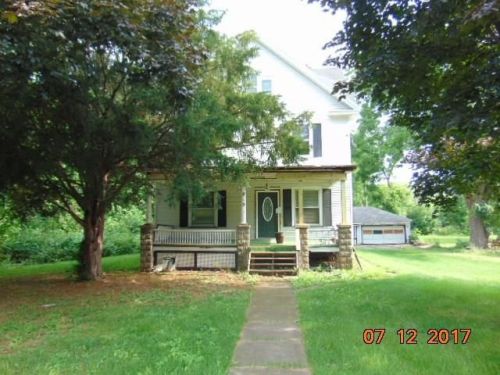 819 Ridge Rd, Ontario, NY 14519-9108