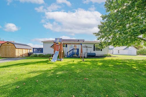 202 Washington St, Berlin, PA 15530-1018