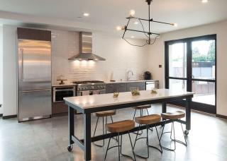 6711 182nd St, Bothell WA  98028-4817 exterior