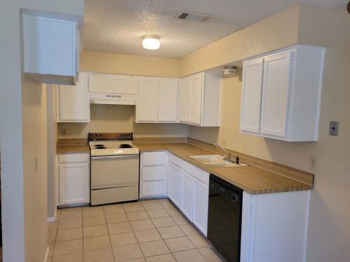 7721 Brandi Pl, Fort Worth TX  76182-4631 exterior