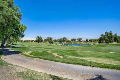 116 Via Las Flores, Rancho Mirage CA  92270-5205 exterior