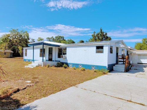 1020 Canopy Ln, Moore Haven FL  33471-5602 exterior