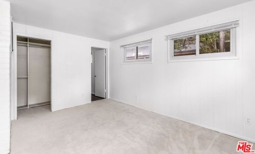 609 35th St, Manhattan Beach CA  90266-3427 exterior