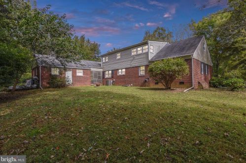 8456 Eden Dr, Owens, VA 22485-4131