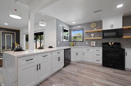 12912 Gramercy Pl, Gardena CA  90249-1808 exterior