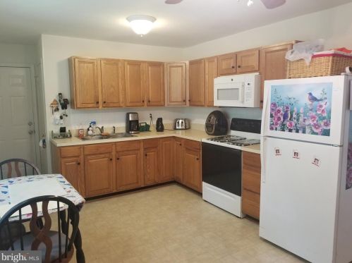 17072 Elm St, Bowling Green VA  22427-2224 exterior