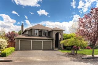 2011 19th St, Puyallup, WA 98372-7125