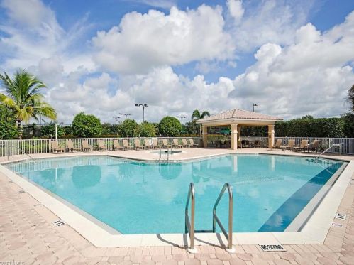 9161 Spring Run Blvd, Bonita Springs FL 34135-4055 exterior