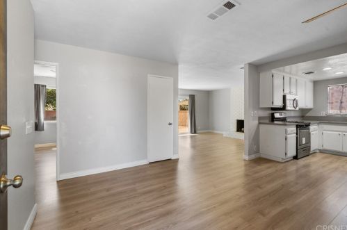 1314 Franklin Ave, Lancaster CA  93535-4269 exterior