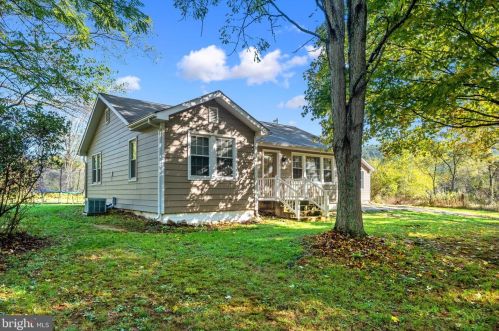 1788 Dellinger Gap Rd, Edinburg VA  22824-2503 exterior