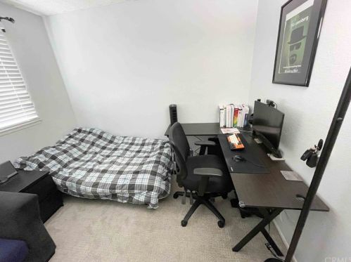 860 Plumwood St, Colton CA  92324-4523 exterior