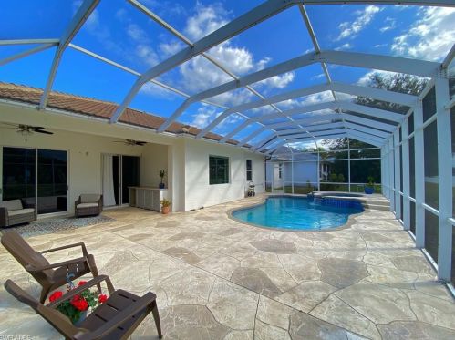2926 Inlet Cove Ln, Naples, FL 34120-7538
