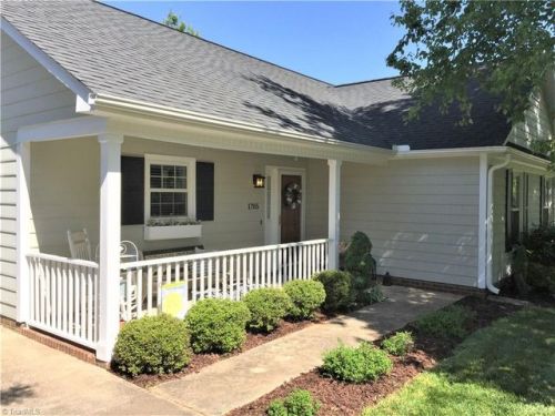 1705 Harrod Ln, Greensboro, NC 27410-8208