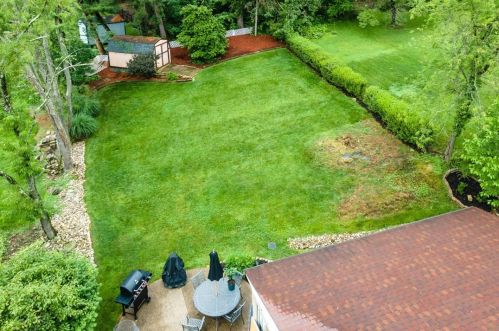 4618 Clubvue Dr, Pittsburgh, PA 15236-4804