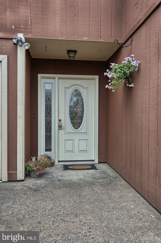 849 Brian Dr, West Enola, PA 17025-1567