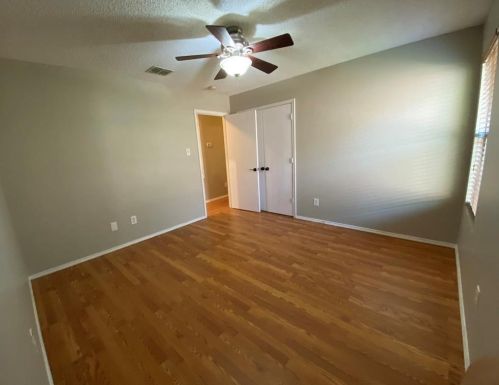 8504 Seven Oaks Ln, Denton, TX 76210-3890