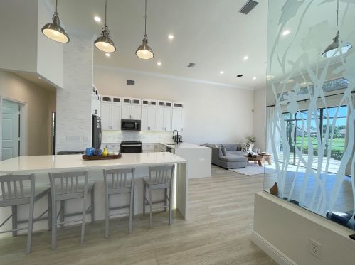 10595 Stonebridge Blvd, Boca Raton FL  33498-2002 exterior