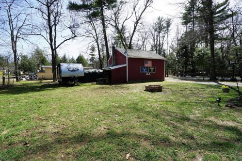 16 Beach St, Fremont NH  03044-3565 exterior