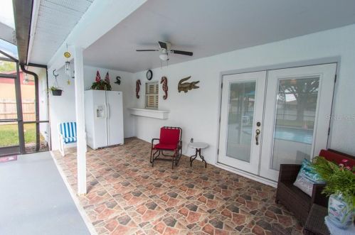 8023 Kaitlin Cir, Lakeland FL 33810-5147 exterior