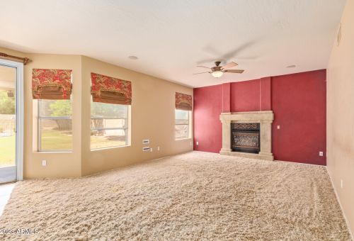 5821 Cielo Grande, Glendale AZ 85310-3511 exterior