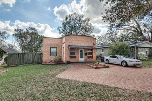 727 Kensington St, Lakeland, FL 33803-4127