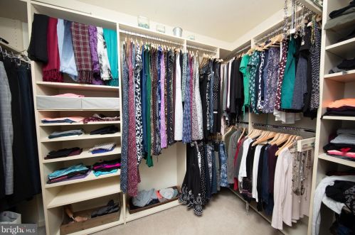 201 Carol Ct, Lansdale PA 19446-1576 exterior