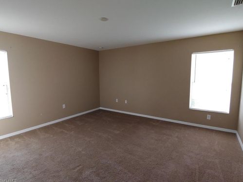 101 18 Ave, Cape Coral FL  33990-1840 exterior