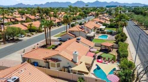 6025 Beck Ln, Scottsdale AZ  85254-1918 exterior