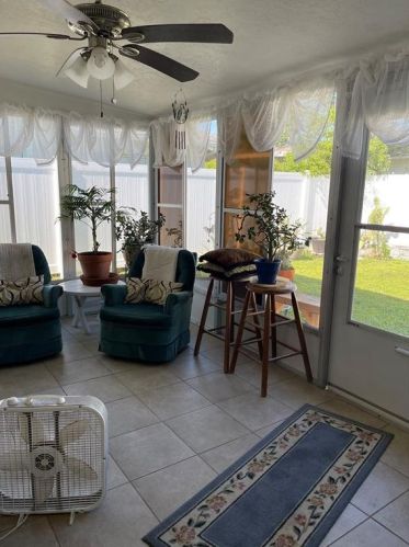 5110 Sherry Ln, New Port Richey FL  34653-4856 exterior