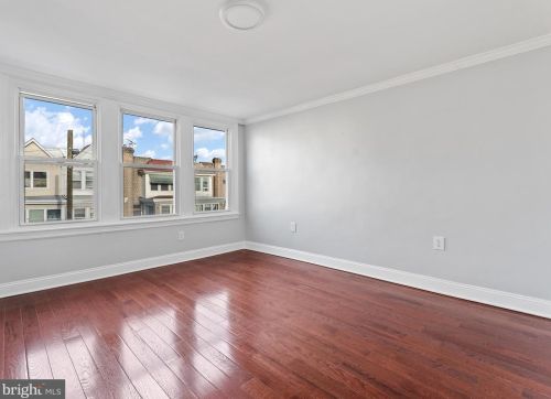 6634 Guyer Ave, Philadelphia PA  19142-2603 exterior