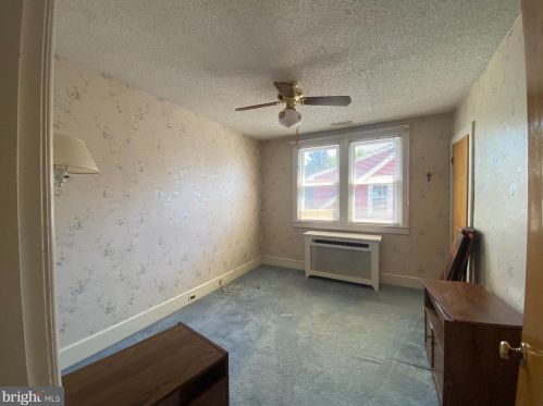 605 Linden Ave, Riverton NJ  08077-1415 exterior