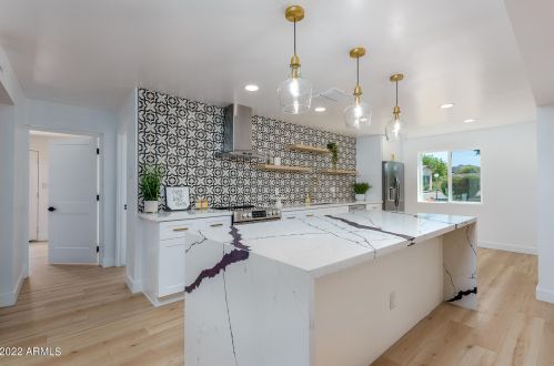 8112 10 Pl, Phoenix AZ 85014-1253 exterior