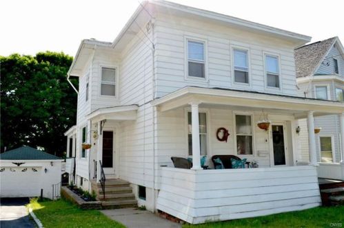 212 Syracuse Ave, Scriba, NY 13126-3122