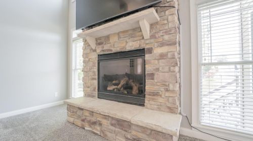 101 Muirfield Dr, Valpo IN  46385-6277 exterior